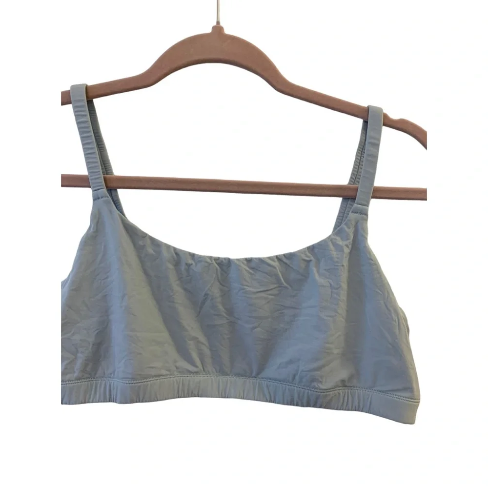 Skims Light Blue Bra - Picture 3 of 5